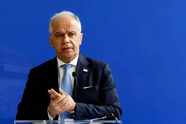 Risarcimento alla Sea Watch, Piantedosi “Impugneremo la sentenza”