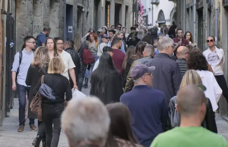 Nel quarto trimestre del 2025 flussi turistici in crescita: +1% gli arrivi e +2,9% le presenze