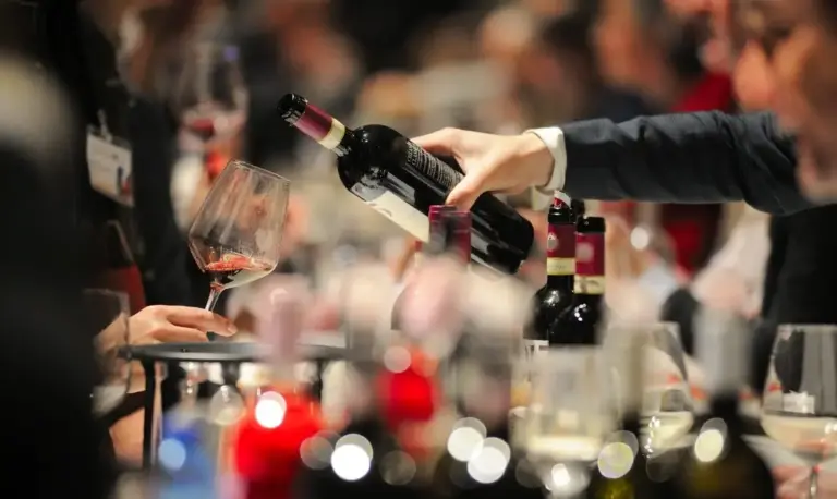 Report UniCredit e Nomisma Wine Monitor, “Enoturismo leva strategica per il settore vinicolo”