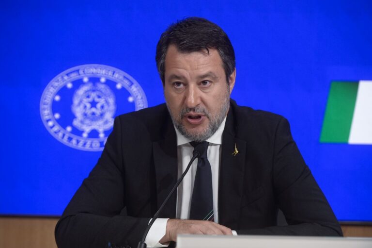 Salvini “Sul carburante c’è un’evidente speculazione in corso, l’Europa non può fare finta di niente”