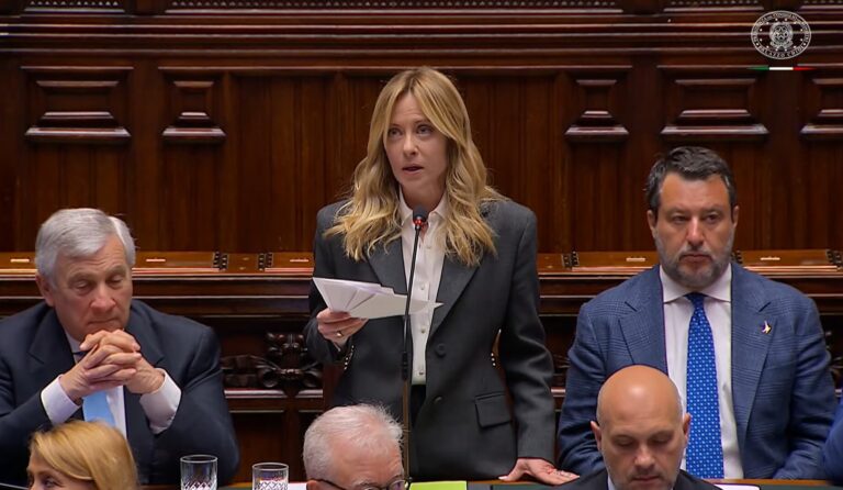 Informativa di Meloni alla Camera “Il Governo c’è fino alla fine, non scappo. Fango dalle opposizioni”