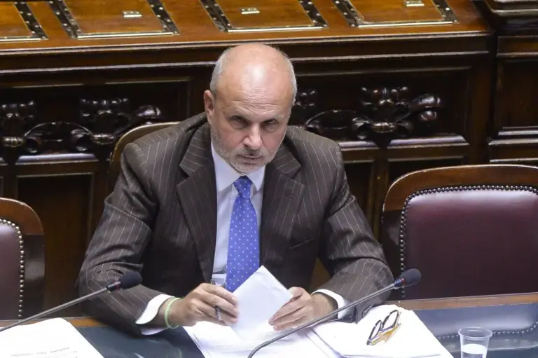 Hantavirus, Schillaci “I cittadini devono stare tranquilli, non è il Covid”