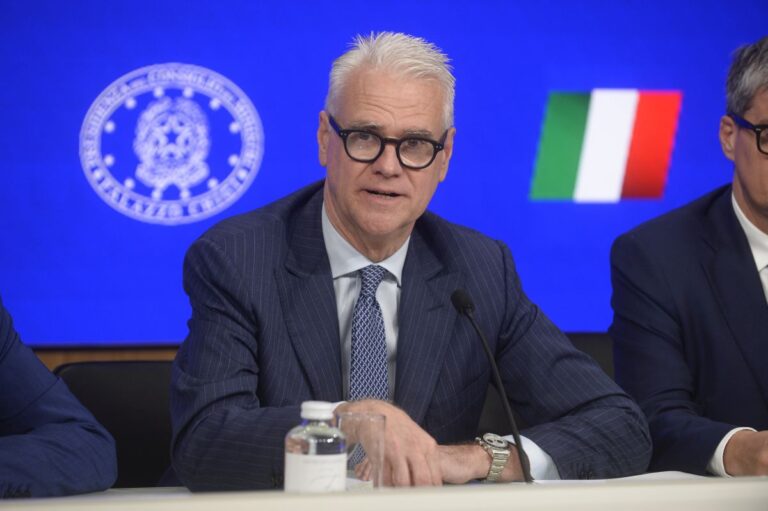 Nel 2025 le retribuzioni contrattuali in crescita del 3,1%, Zangrillo: “La strategia del Governo sta producendo risultati concreti”