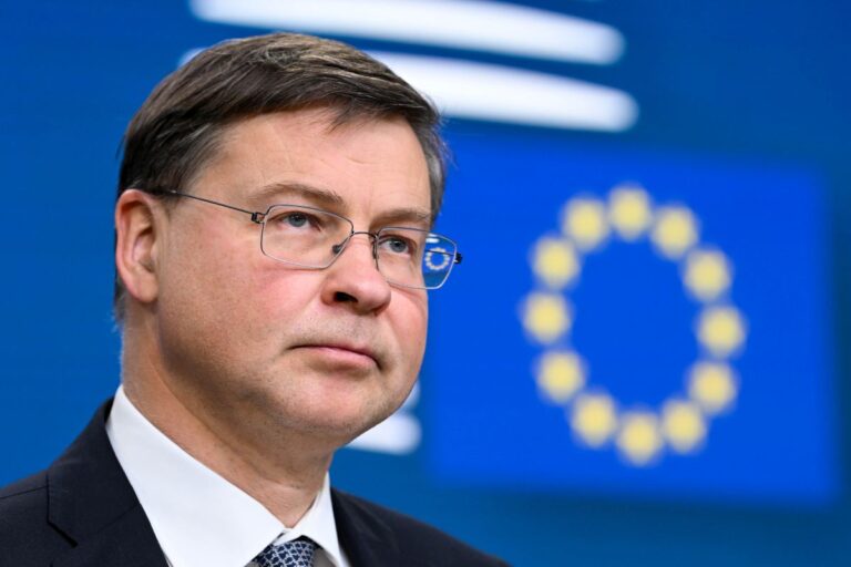 Dombrovskis “Le sfide per l’economia europea rimangono invariate”