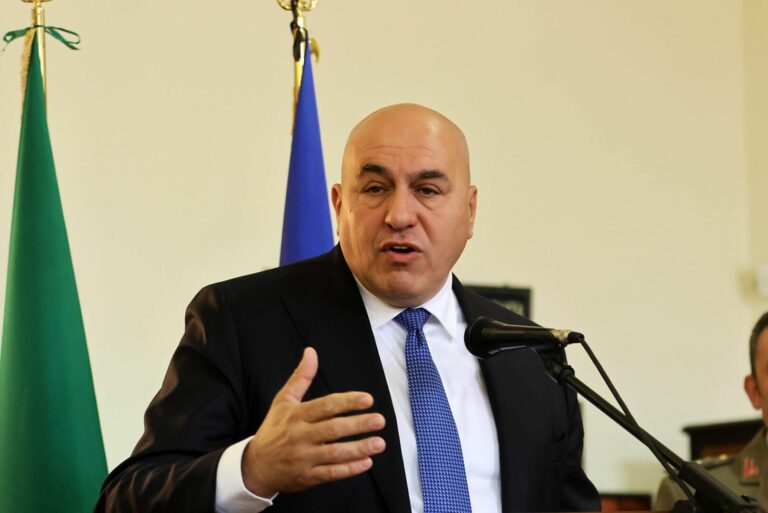 Crosetto “Per l’Ucraina è difficile entrare in Europa
