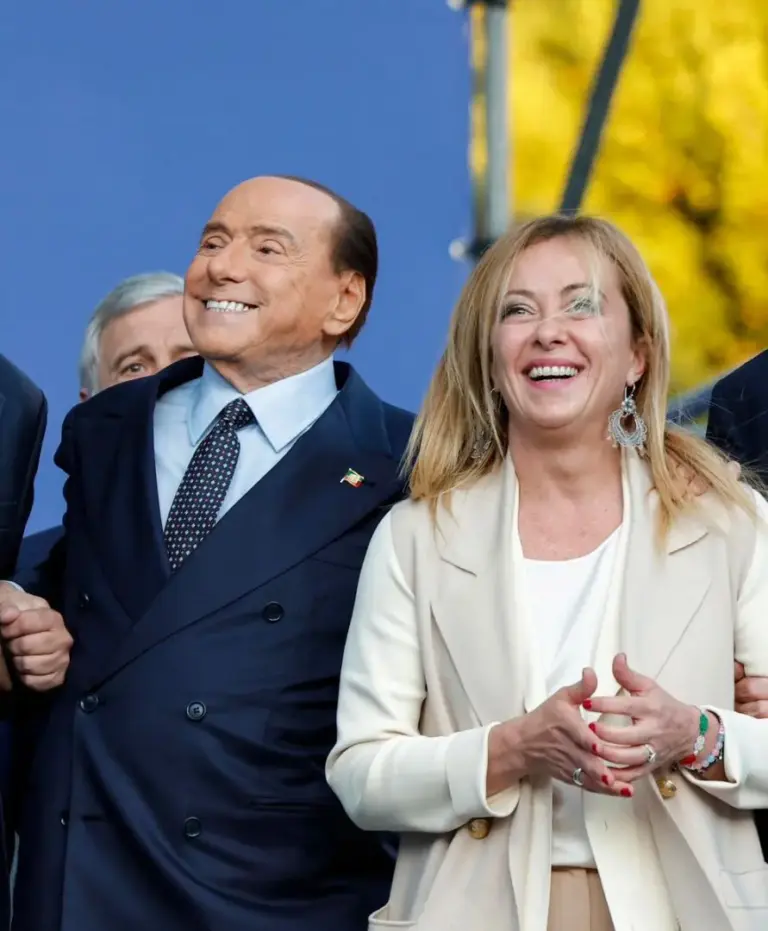 Meloni ricorda Berlusconi a 3 anni dalla scomparsa “Percorso condiviso continua”