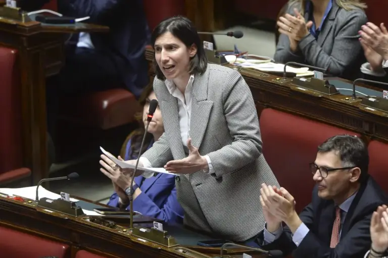 Schlein “Si è aperta una crisi di Governo, noi siamo pronti al voto in qualunque momento”