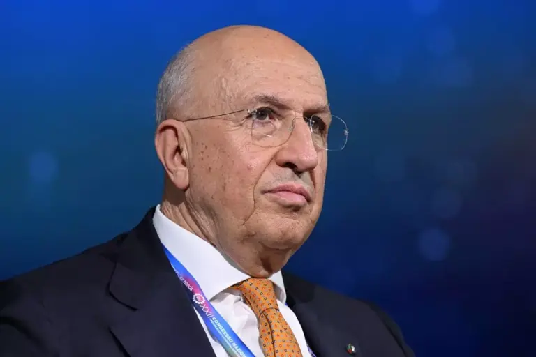 Abi, Patuelli “Le incertezze geopolitiche scoraggiano gli investimenti e le domande di prestiti”