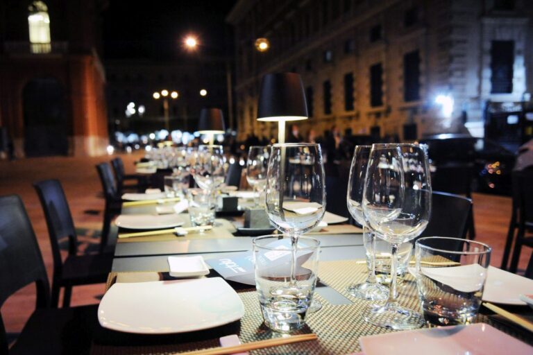 Ferragosto al ristorante, spesa di oltre un miliardo: i dati Fipe-Confcommercio