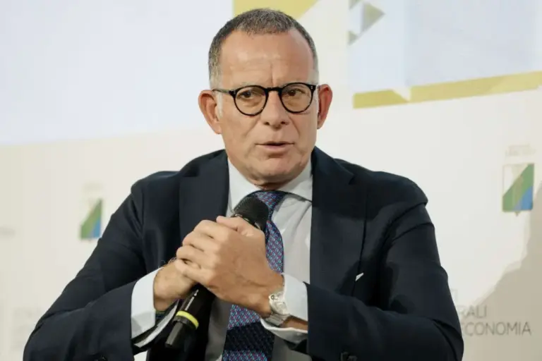 Fava “Serve un terzo pilastro della previdenza, il vero problema è il lavoro”