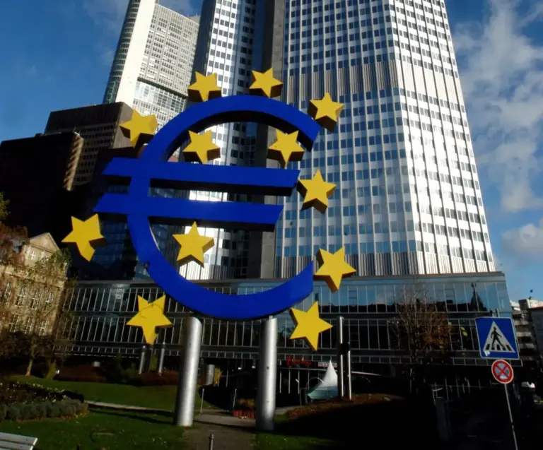 Bce “L’incertezza resta elevata, l’impatto dello shock energetico deve ancora manifestarsi appieno”