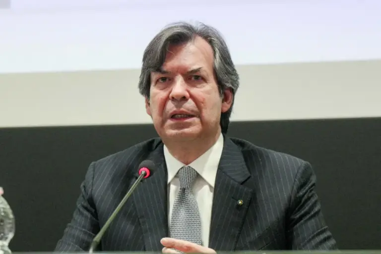 Intesa Sanpaolo, Messina “Determinati a portare a termine l’operazione Mps”