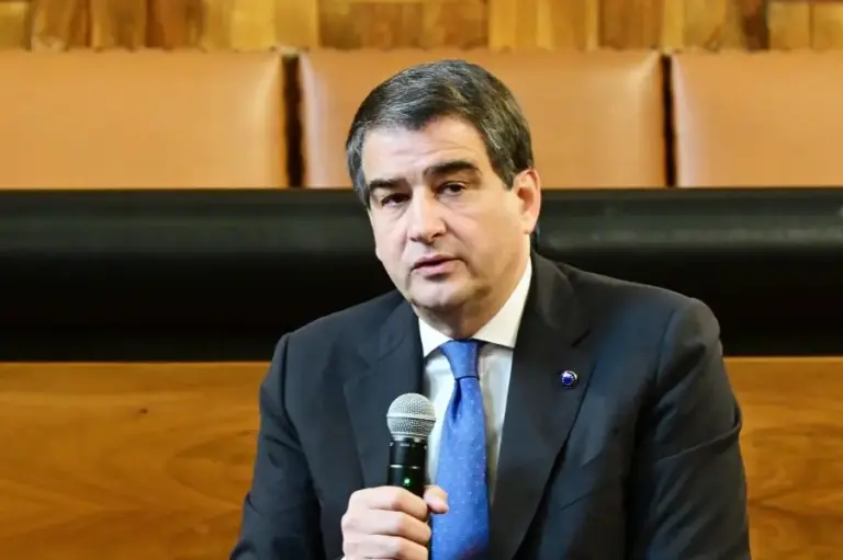 Pnrr, Fitto “Ora la fase finale, continua l’impegno per ottenere risultati concreti”
