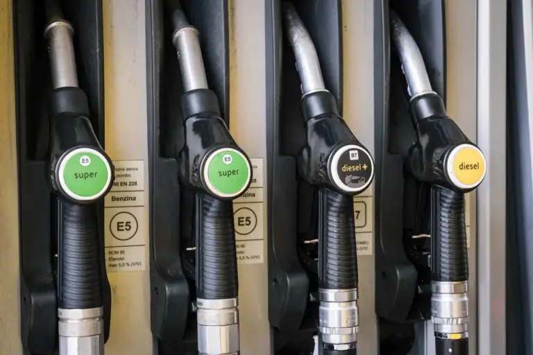 Caro carburanti, il Cdm proroga il taglio delle accise sul gasolio fino al 25 agosto