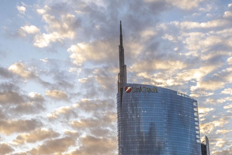 UniCredit Foundation investe oltre 1,9 milioni sui giovani economisti e ricercatori