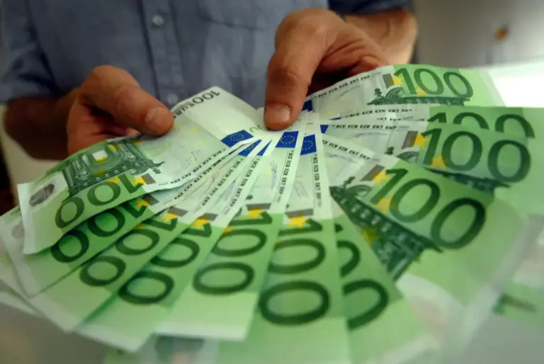 Eurostat, a luglio il surplus commerciale dell’Eurozona sale a 14,2 miliardi