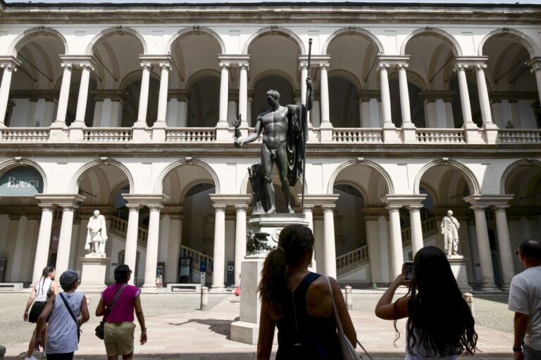 Osservatorio Confcom sulle esperienze culturali: per gli italiani si allargano i confini, non solo arte e musei