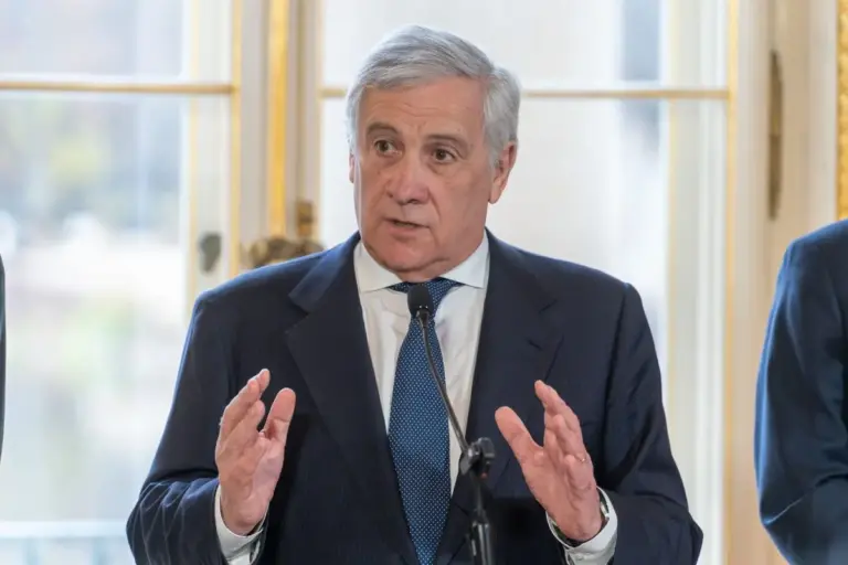 Tajani al Cairo: “Con l’Egitto firmiamo un accordo per avere più migranti regolari e meno irregolari”