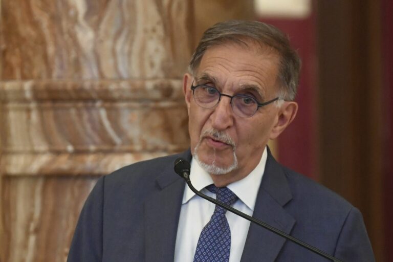 La Russa “Per l’Italia sarebbe un grande vantaggio avere Meloni come Presidente della Repubblica”