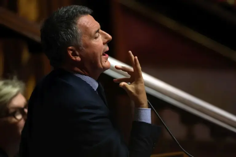 Renzi “Se non ci uniamo, il popolo del centrosinistra ci rincorre coi forconi”