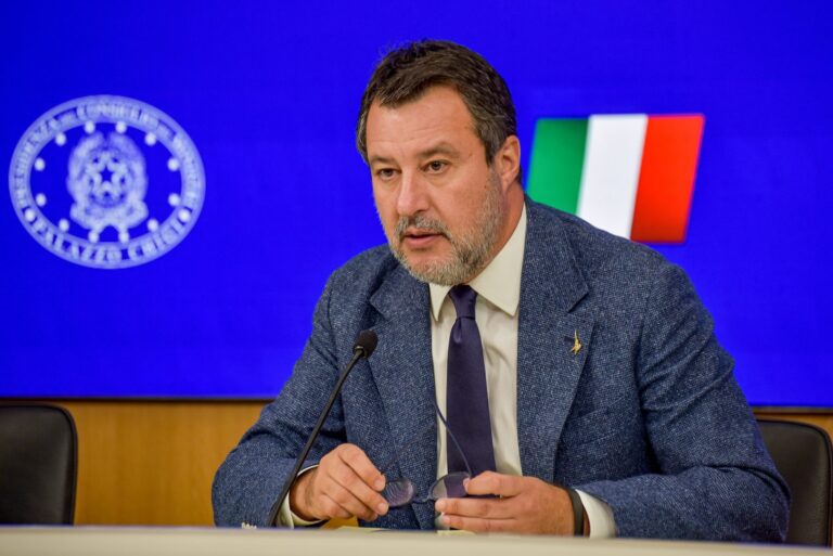 In corso l’incontro tra Salvini e le associazioni dell’autotrasporto