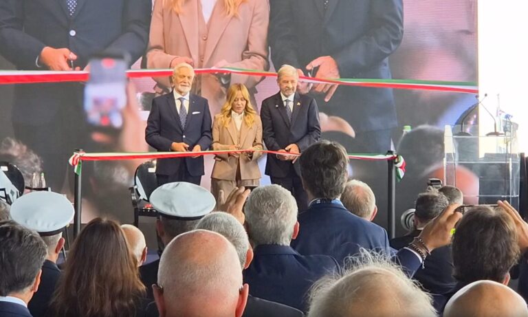 Salone Nautico di Genova, la sindaca Salis esclusa dal taglio del nastro con la premier Meloni: scoppia il caso